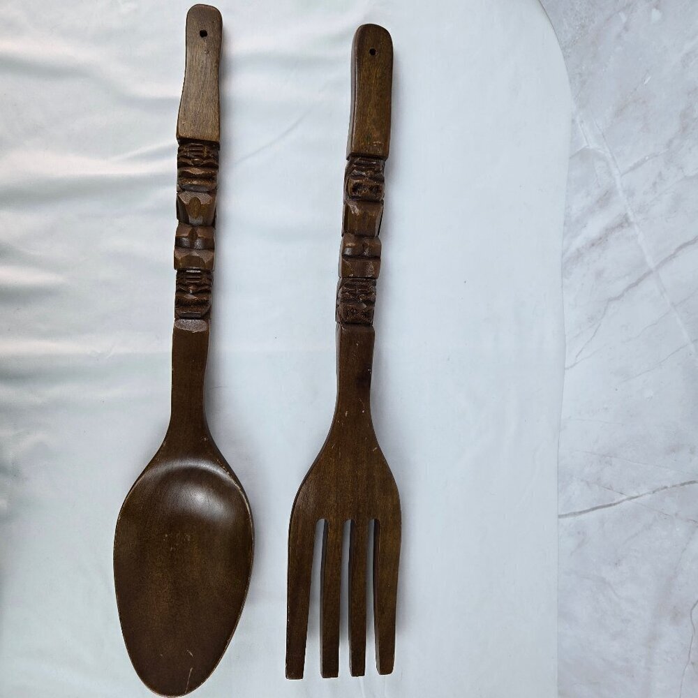 Large Wooden Hand Carved Fork and Spoon Mid-Century Modern Vintage Collectible